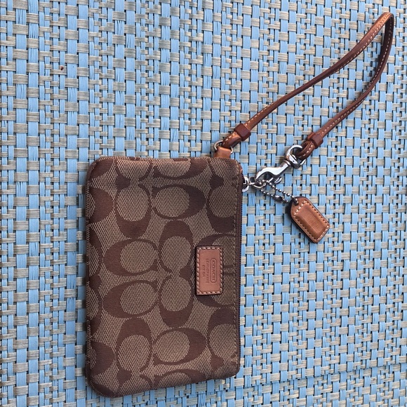Coach Handbags - Classic Coach Wristlet // Tan
